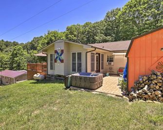 Nature Escape in Wytheville w/ Covered Porch! - Wytheville