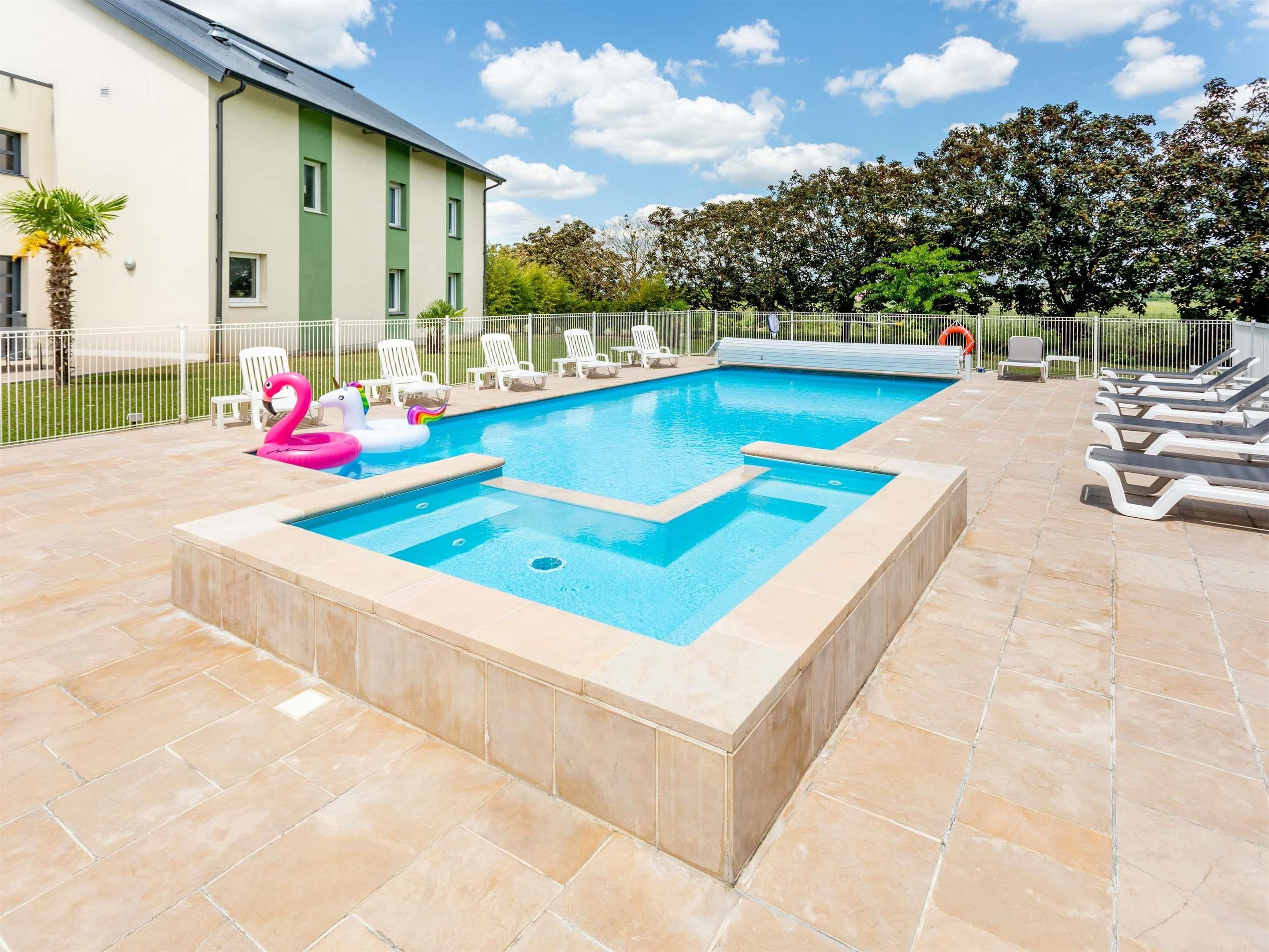 Ibis Styles Bourges - Bourges - Uima-allas