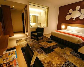 D Hotel - Seri Iskandar - Habitación