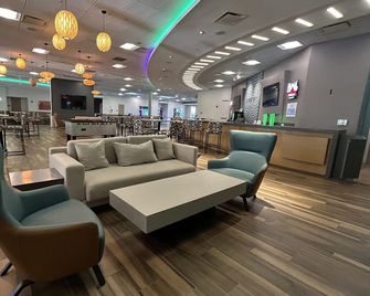 Wyndham I-Drive Avanti Resort & Conference Center - אורלנדו - טרקלין