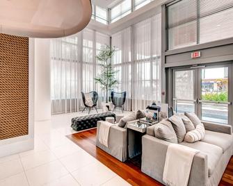 تشورتشيل سويتس مونتي كارلو ميامي بيتش - ميامي بيتش - غرفة معيشة