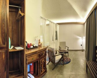 Fort Jadhavgadh -A Gadh Heritage Hotel - Pune