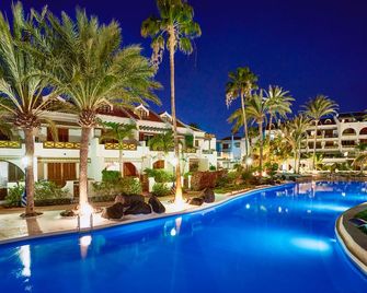 Parque Santiago III - Playa de las Américas - Bazén