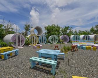 Pipe House Hostel - Hengchun Township - Toà nhà