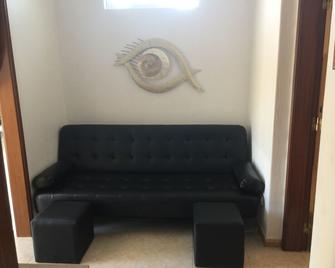 Vila Sao & Pompeia - Sesimbra - Living room