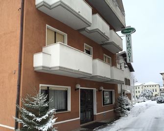 Albergo Miramonti - Arta Terme - Edificio