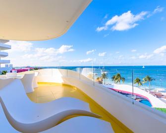 The Tower by Temptation Cancun Resort - Adults Only - Cancún - Balcón