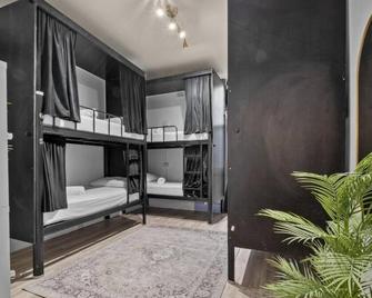 Azzurro Pod Hotel Darling Harbour- Near Icc - Sydney