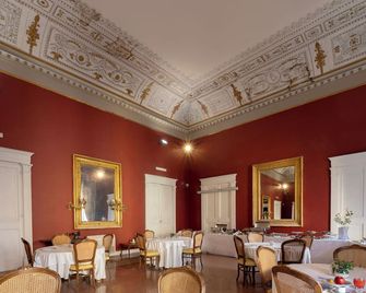 Napolit'amo Hotel Principe - Naples