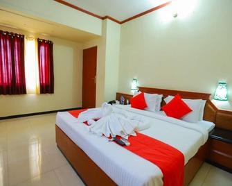 Kvr Hotels - Karur - Bedroom