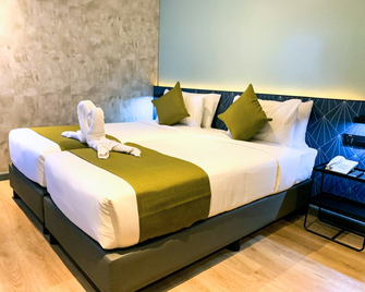 Tuscany Basic Urban Stay - Baguio - Bedroom