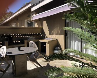 Gecko Cottages - Hectorspruit - Patio