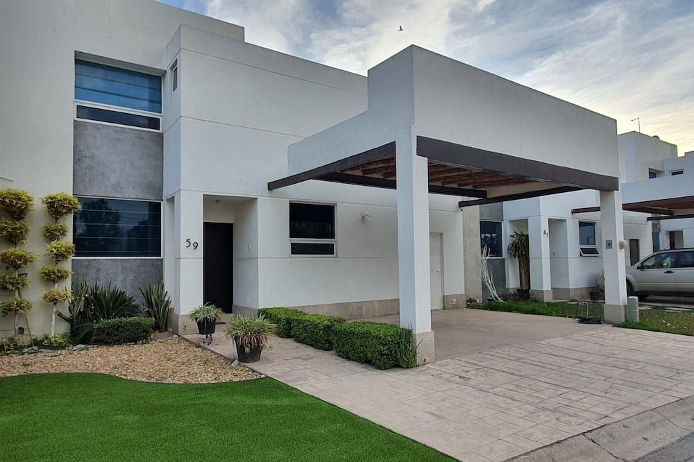 Casa Brendas 59: 3 BR house, best location in Torreon, completely furnished - Torreón - Edificio