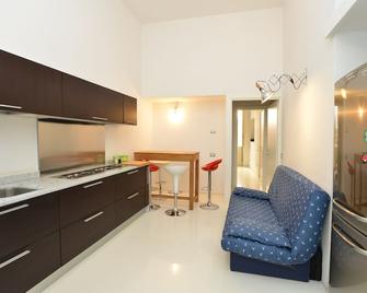 Izzhome Dsign - Cagliari - Kjøkken