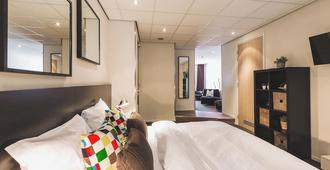 Queen Hotel - Eindhoven - Bedroom