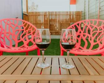 Agave Tiny House At Cactus Flower-Hot Tub-Pet Friendly-No Pet Fees! - Alburquerque - Patio