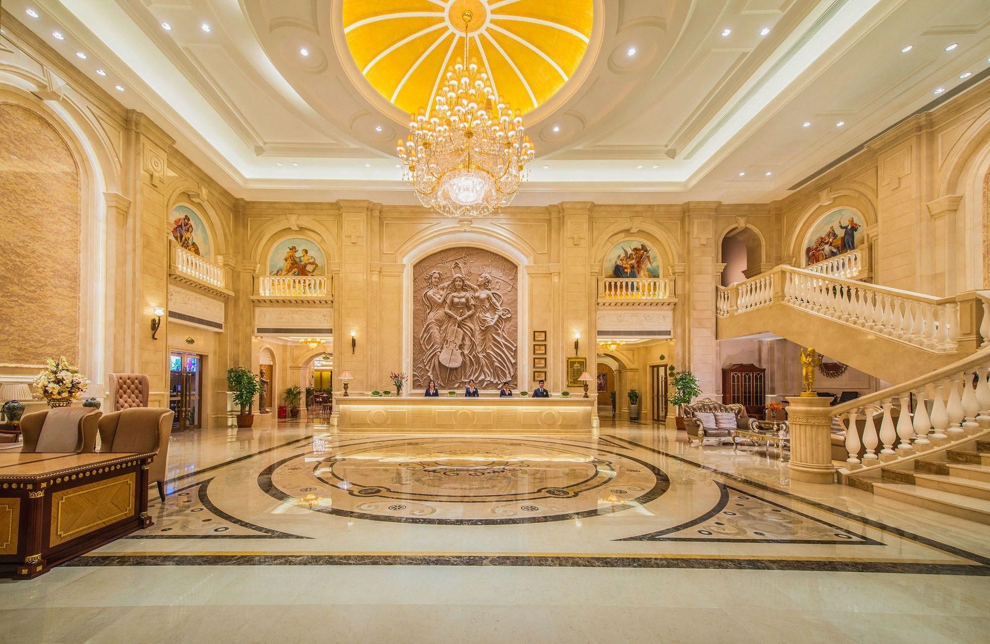 Vienna Hotel Wuhan Lingjiao Lake Wanda Metro Station - ווהאן - לובי