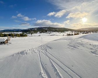 Gorgeous Apartment In Kvam With Sauna - Kvam - Beach