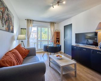 Le Côtier - Appt à 200m de la plage - Courseulles-sur-Mer - Living room