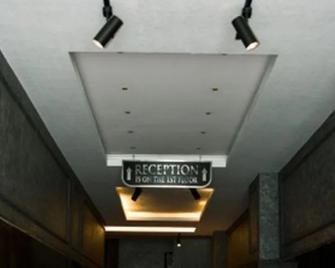 Cevaher Hotel & Suites - Yomra - Flur