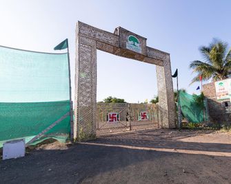 OYO 63984 Van Vihar The Tree Resort - Jamnagar - Building