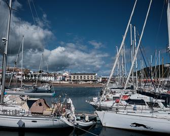 Hotel Praia Marina By Ridan Hotels - Praia da Vitória - Building
