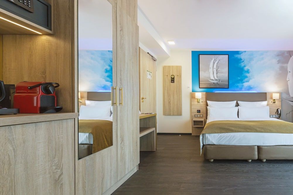 Stay! Hotel Boardinghouse