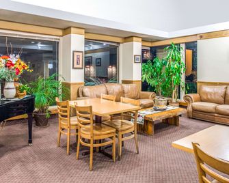 Travelodge by Wyndham Kalispell - קליספל - לובי
