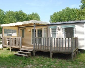 Village Vacances Passion Les Bris - Saint-Trojan-les-Bains - Gebäude