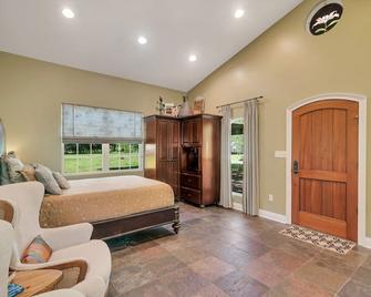Farm Stay: Come Stay With Us - Fairhope - Bedroom