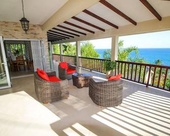 Kaz Bulinger - Glacis - Balkon