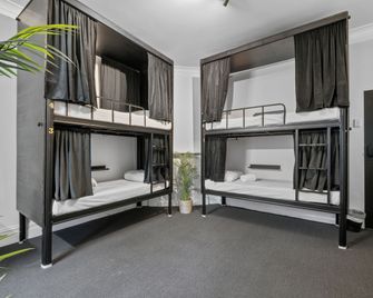 Azzuro Pod Hotel - Potts Point - Sydney - Bedroom