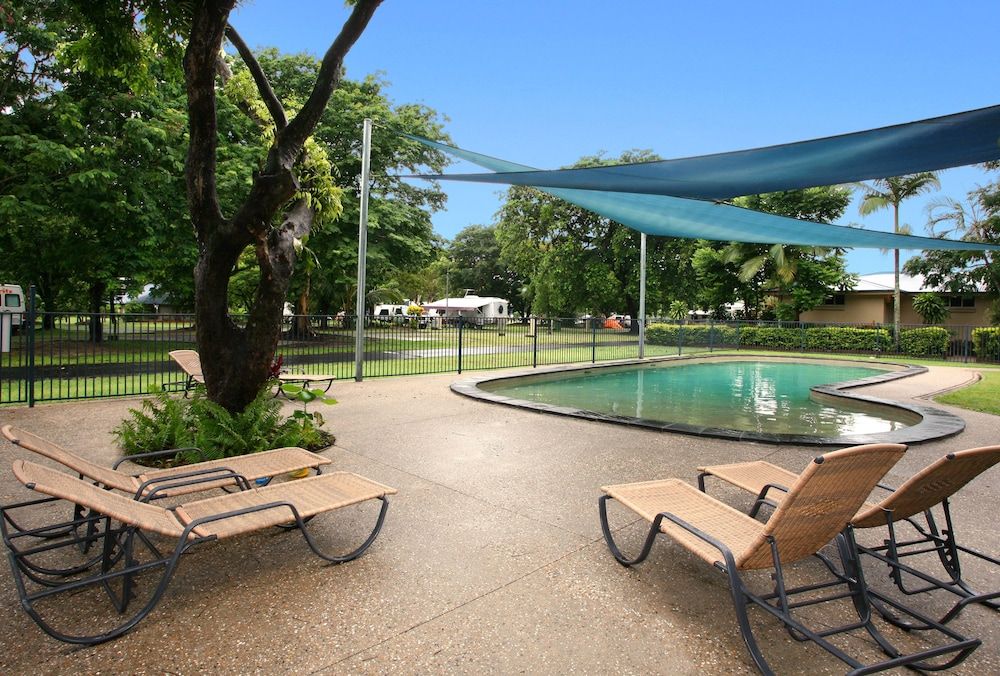 Nrma Cairns Holiday Park - Cairns - Piscina