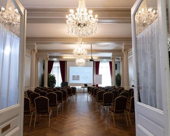 Hotel De L'univers - Saint-Malo - Sala de reuniones