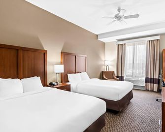 Comfort Inn & Suites Grenada - Grenada - Schlafzimmer