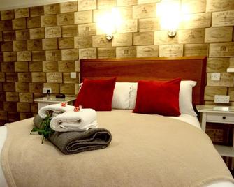 Victoria Lodge - Guest House - Weston-super-Mare - Bedroom