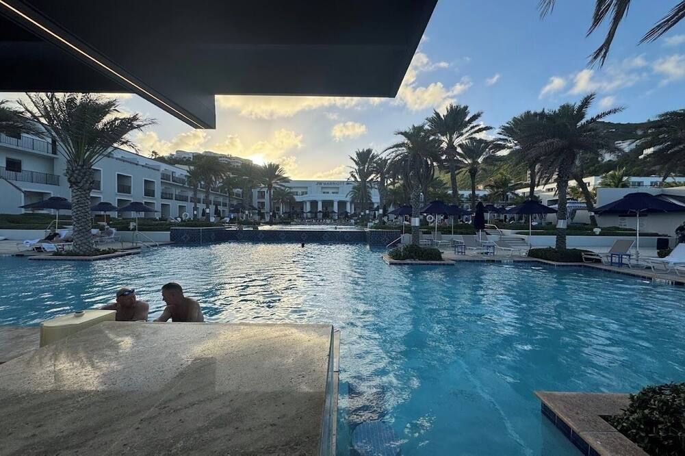 St.Maarten Dawn Beach oceanfront 3-bed Condo - Philipsburg - Piscine