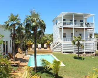 Trade Winds - Oceanview, Private Pool, Short Walk To Pink Sand Beach, Central. - Governor’s Harbour - Pool