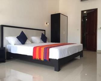 Golden Pier City Hotel - Colombo - Bedroom