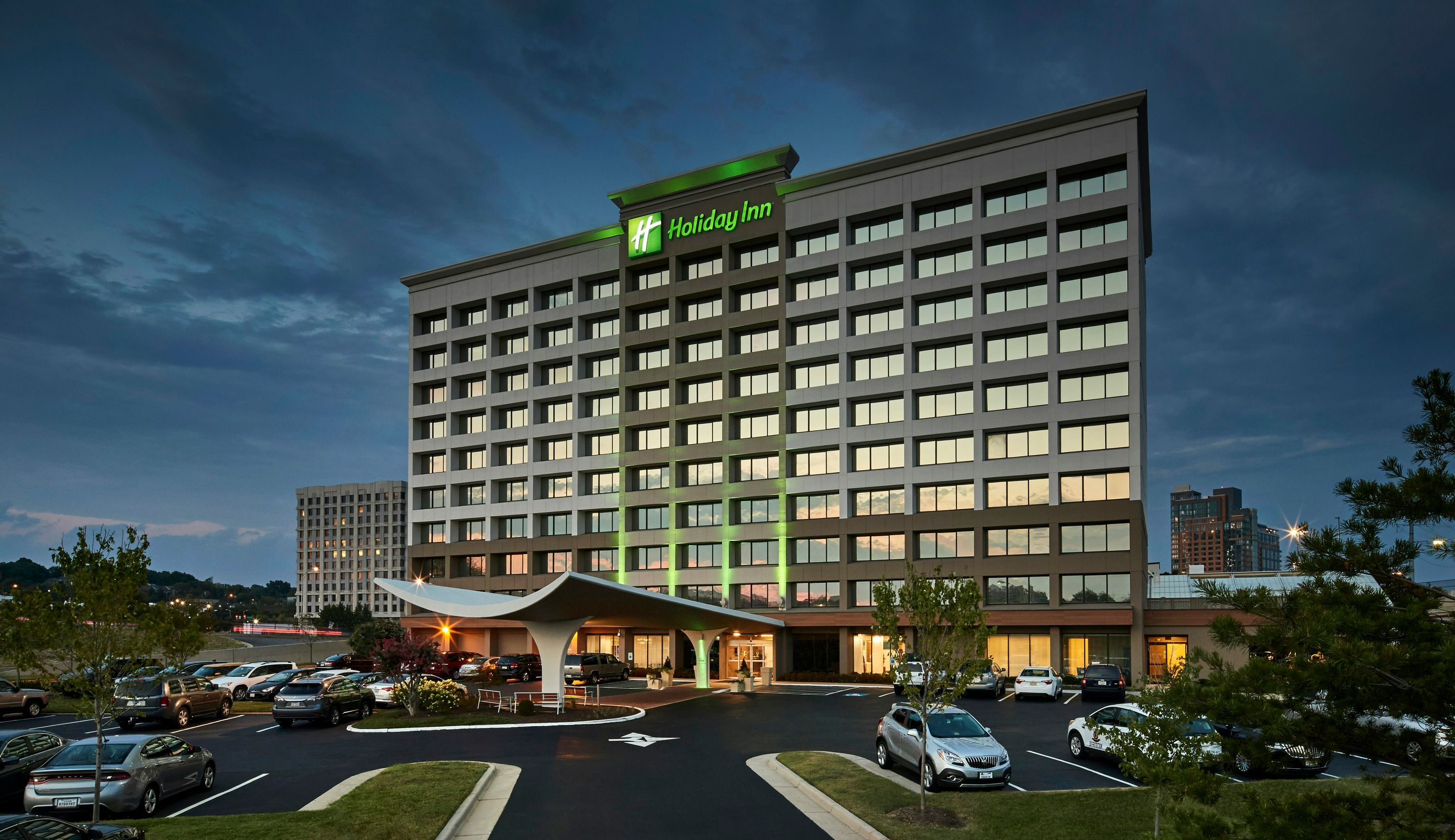 Holiday Inn Alexandria - Carlyle By IHG - אלכסנדריה - בניין