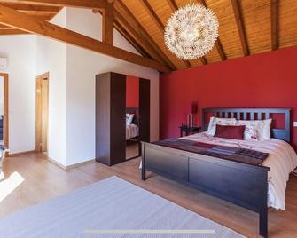 Mountain House in the Douro - Cinfães - Bedroom