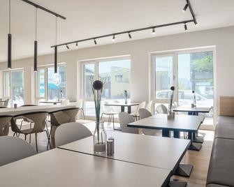 B&B Hotel Bielefeld-City - Bielefeld - Ravintola