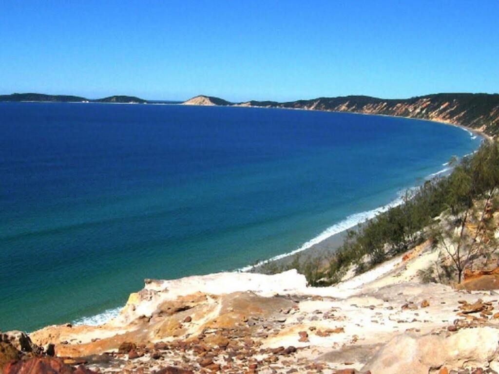 Pippies Beachhouse Backpackers - Rainbow Beach - Пляж