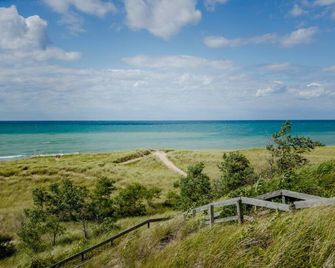 Union Pier Cottage Close To Beach & Downtown. - Union Pier - Beach