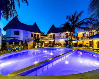 Prideinn Hotel Nyali - מומבסה - בריכה