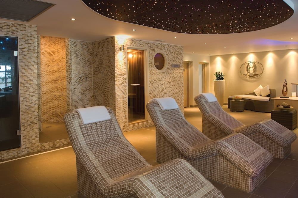 The Carlyon Bay Hotel and Spa - St. Austell - Lounge