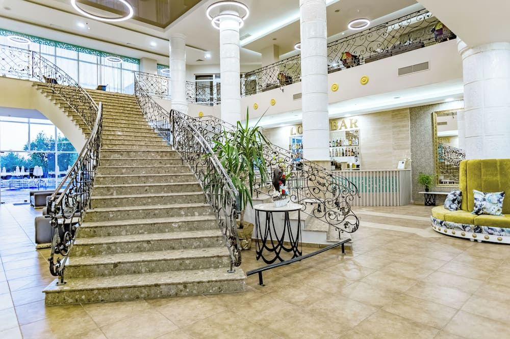 آيتش آي هوتلز إمبيريال ريزورت - بسعر شامل جميع الخدمات