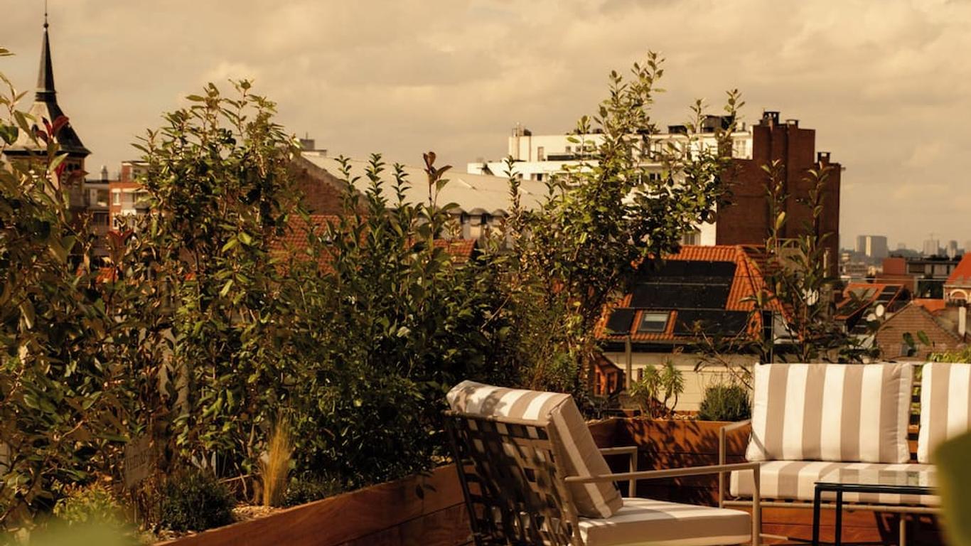 9 ホテル チェルトン