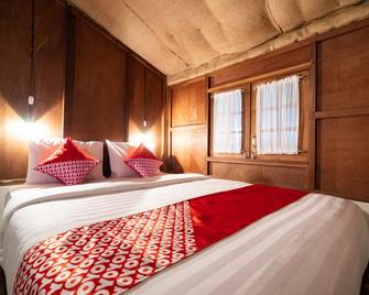 Hotel O Putroyono Homestay - Magelang - Slaapkamer