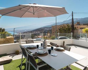 Chalet con piscina en Tabaiba by Alterhome - Santa Cruz de Tenerife - Varanda